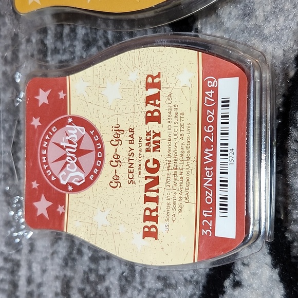 SCENTSY BRING-BACK-MY-BAR GO-GO-GOJI & SALTED CARAMEL CUPCAKE WAX BARS BUNDLE - Picture 2 of 6